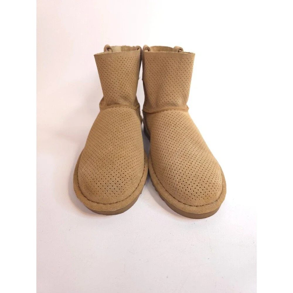 UGG Classic Unlined Mini Perf Boots Tawny Suede Perforated Women’s Size 7